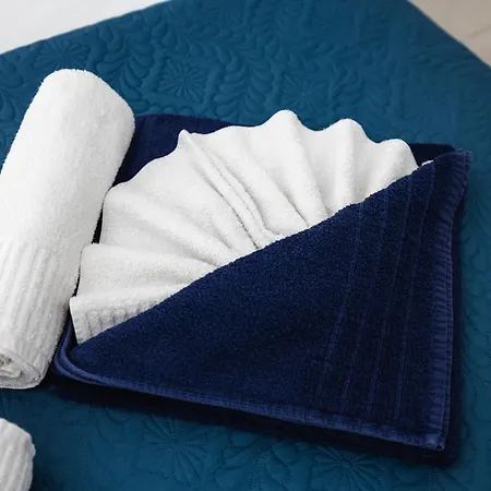 Bright 1bed With Shared Heated Indoor Pool & Gym 아파트 세인트폴스베이
